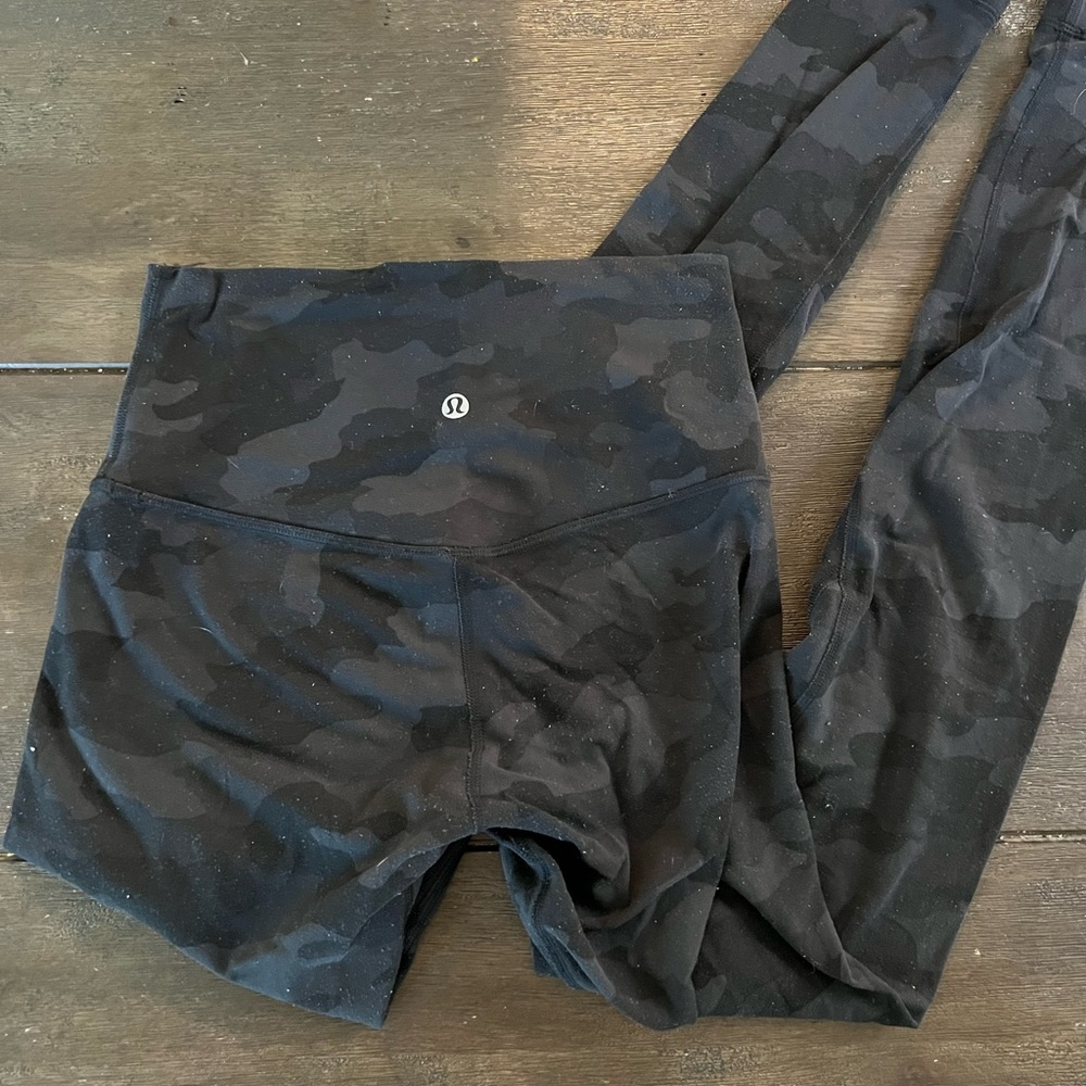 Lululemon camo print align leggings size 4
